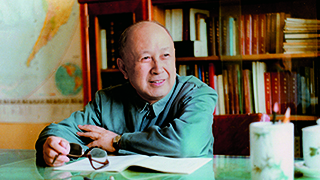 錢(qián)學(xué)森：我姓錢(qián)，但不愛(ài)錢(qián)