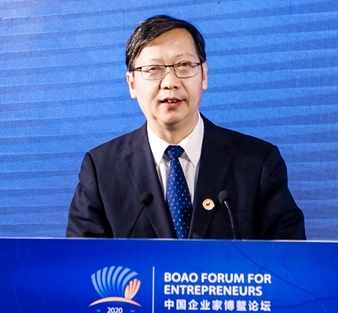 楊慶兵：食品行業(yè)在保障民生、維護(hù)社會(huì)穩(wěn)定方面發(fā)揮巨大作用