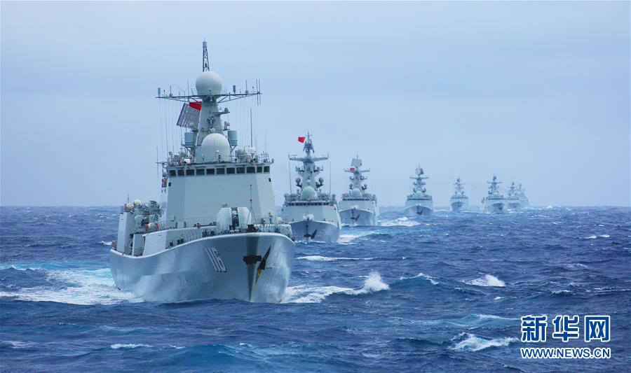 （人民海軍70年&middot;新華全媒頭條&middot;圖文互動）（4）向著深藍(lán)出發(fā)&mdash;&mdash;獻給人民海軍成立70周年