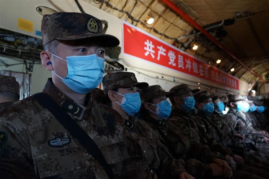 （聚焦疫情防控&middot;圖文互動）（3）運-20&ldquo;硬核機票&rdquo;為啥走紅走心？ &mdash;&mdash;探尋空軍的戰(zhàn)&ldquo;疫&rdquo;故事