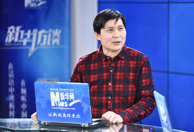 《凈潔乾坤》整個(gè)畫面以雪景為背景，表現(xiàn)的是東北大興安嶺那一帶的民族風(fēng)情。這個(gè)畫的境界是指洗刷污濁，洗刷人間那些烏煙瘴氣的丑惡東西，意義深刻。