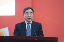 全國(guó)人大教科文衛(wèi)委員會(huì)主任委員、清華大學(xué)新聞出版學(xué)院院長(zhǎng)柳斌杰致辭