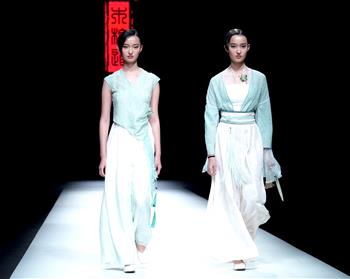 &ldquo;木棉道時(shí)裝發(fā)布會(huì)&rdquo;在京舉行