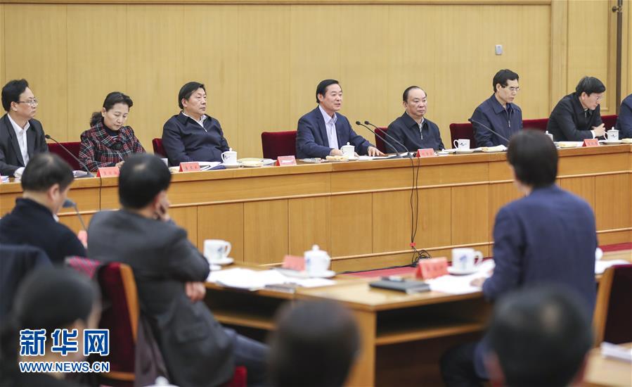 3月17日，中共中央政治局委員、中央書記處書記、中宣部部長(zhǎng)劉奇葆在北京出席中華優(yōu)秀傳統(tǒng)文化傳承發(fā)展工作座談會(huì)。 新華社記者丁林?jǐn)z