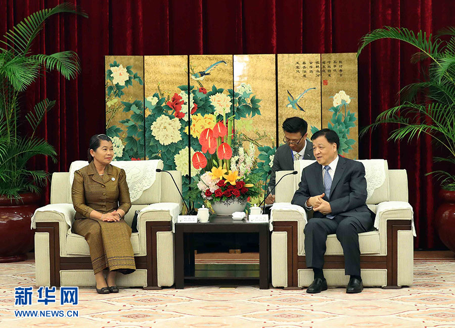 6月11日，中共中央政治局常委、中央書記處書記劉云山在福州會見來華出席金磚國家政黨、智庫和民間社會組織論壇的柬埔寨人民黨中央常委、副首相梅森安。新華社記者劉衛(wèi)兵攝