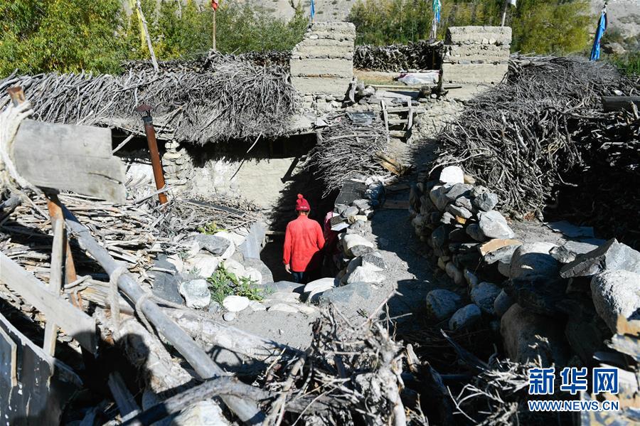 （新華全媒頭條&middot;圖文互動(dòng)）（5）西藏阿里楚松村&ldquo;四代房&rdquo;：中國邊陲巨變的縮微影像