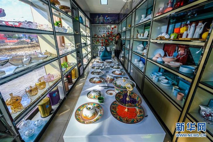 (慶祝改革開(kāi)放40周年基層行·鄉(xiāng)鎮(zhèn)篇·圖文互動(dòng))(3)“中國(guó)第一座農(nóng)民城”溫州龍港正向現(xiàn)代化新生城市跨越