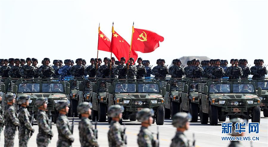 （新華全媒頭條&middot;強(qiáng)軍思想引領(lǐng)新征程&middot;圖文互動）（8）那一刻，我們光榮接受檢閱