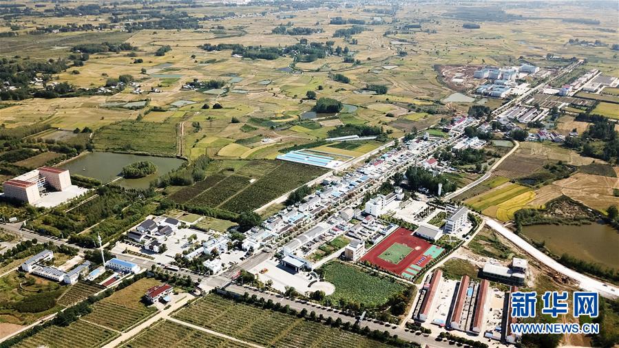 （新華全媒頭條&middot;愛國情 奮斗者&middot;圖文互動）（7）一個村的奮斗，一個時代的巨變&mdash;&mdash;記敢&ldquo;蹚新路&rdquo;的小崗人