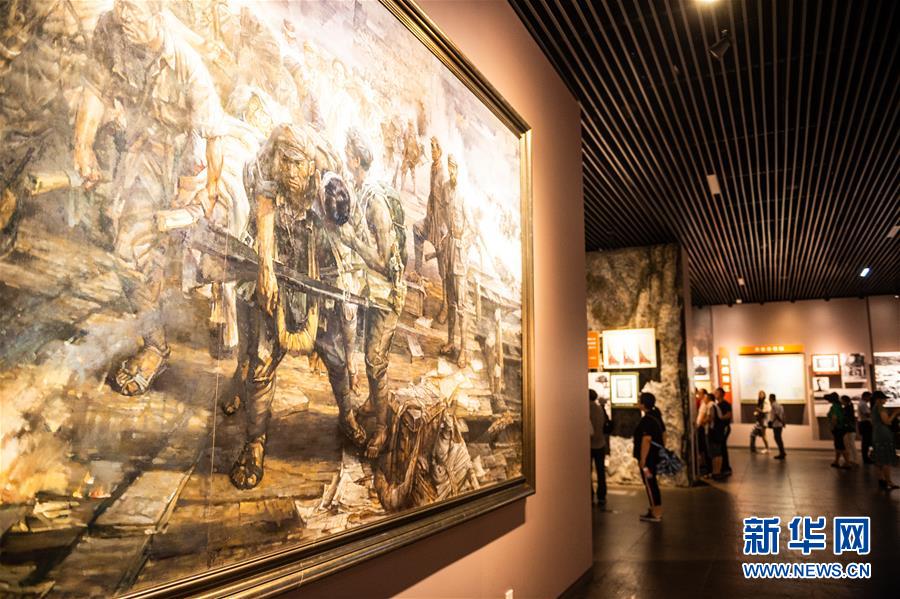 (壯麗70年·奮斗新時(shí)代——記者再走長征路·圖文互動)(5)歷史在這里轉(zhuǎn)折:探訪遵義會議會址