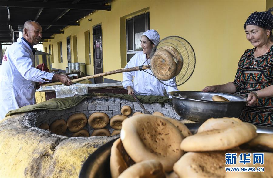 （新華全媒頭條&middot;圖文互動(dòng)）（5）同心援疆，&ldquo;壯闊&rdquo;祖國(guó)西北角