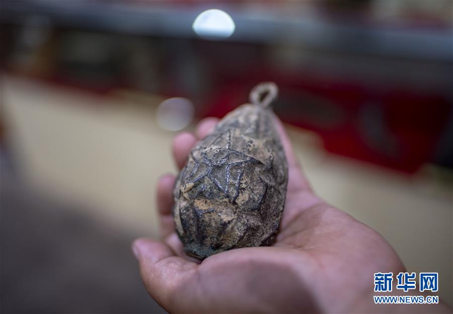 （壯麗70年&middot;奮斗新時(shí)代&mdash;&mdash;記者再走長(zhǎng)征路&middot;圖文互動(dòng)）（5）赤子心紅色情&mdash;&mdash;潘庭宏的紅色收藏之路