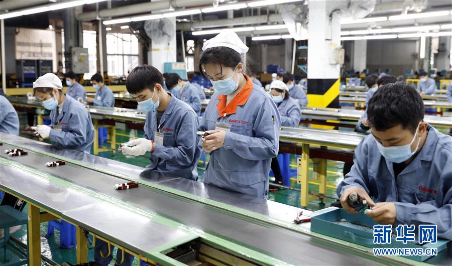 (來自經濟前沿的故事·企業(yè)復工復產·圖文互動)(1)“這次復工終生難忘”——廣東格蘭仕安全員復工記