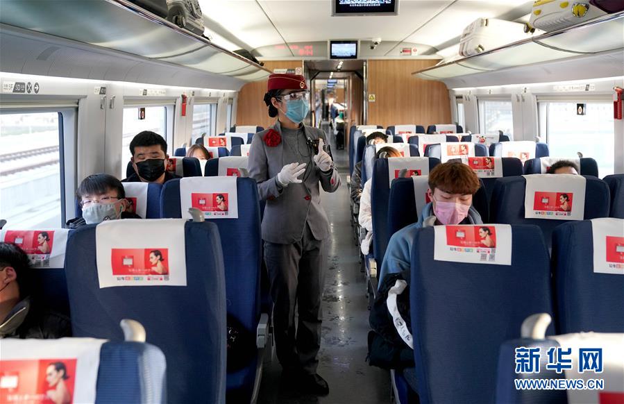 (新華全媒頭條·圖文互動(dòng))(6)沖寒已覺東風(fēng)暖——記習(xí)近平總書記在浙江調(diào)研疫情防控和復(fù)工復(fù)產(chǎn)