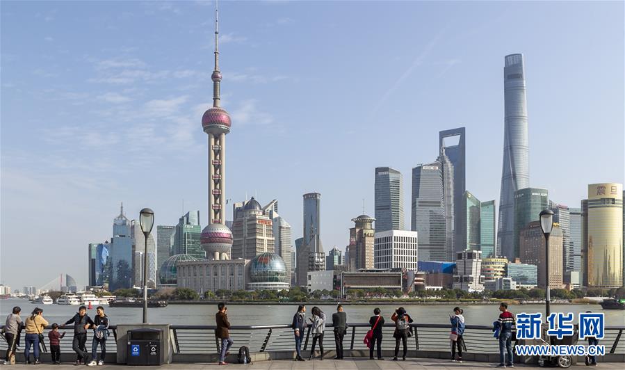 (新華全媒頭條·圖文互動)(2)三十而立從頭越——以習(xí)近平同志為核心的黨中央關(guān)心浦東開發(fā)開放紀(jì)實