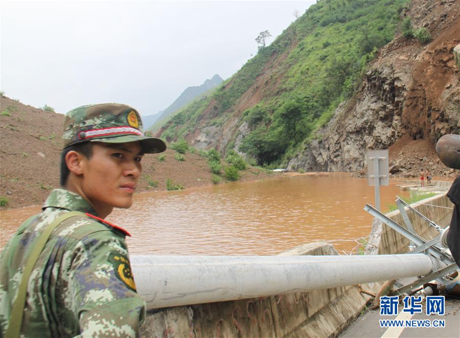 （為了民族復(fù)興&middot;英雄烈士譜&middot;圖文互動(dòng)）謝樵：為救援泅渡堰塞湖，犧牲時(shí)只有24歲