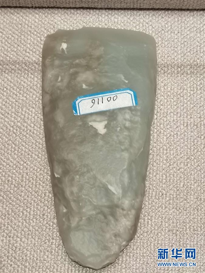 （文化視點(diǎn)&middot;聽(tīng)文物講故事&middot;圖文互動(dòng)）（2）豪橫！古人扛著玉斧在羅布泊打獵