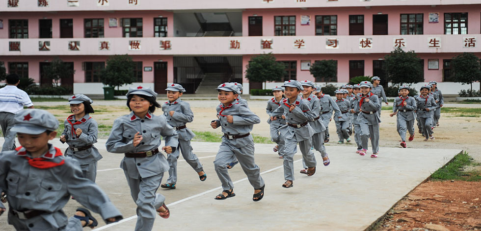 革命老區(qū)江西蓮花縣甘祖昌紅軍小學(xué)舉行“六一”感恩慶?;顒?dòng)