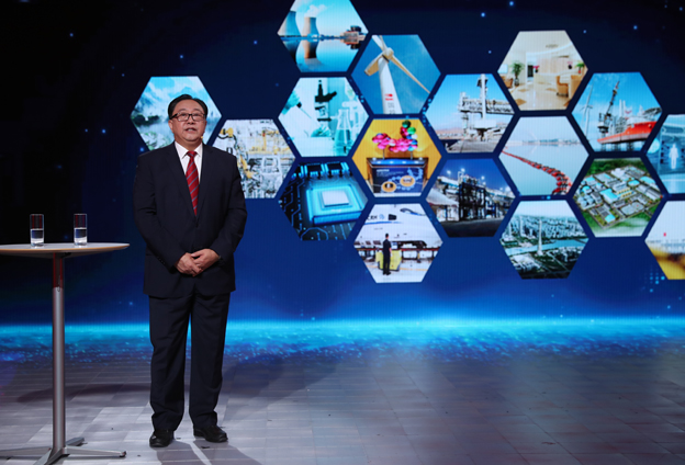 通過轉(zhuǎn)型，使我們的投資更多地滿足國家戰(zhàn)略的需要，真正做到&ldquo;為國而投&rdquo;