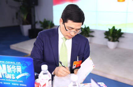 從中國(guó)制造到中國(guó)智造的轉(zhuǎn)型過(guò)程中要認(rèn)識(shí)到制造業(yè)的外移問(wèn)題帶來(lái)的影響。