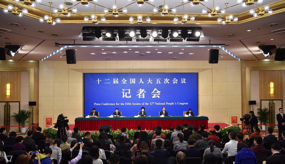 回放:國家衛(wèi)生計(jì)生委主任李斌等答記者問