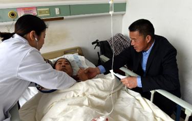 兩會(huì)晨評(píng)：看病難該如何解決？