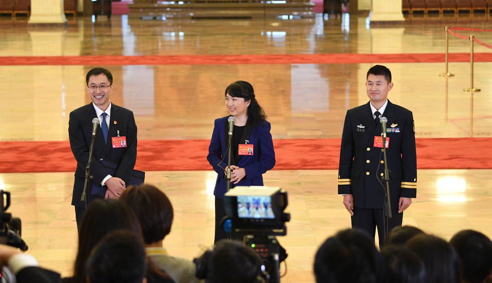 孟祥飛、李媛、曹先建接受采訪