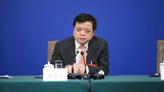 全國(guó)政協(xié)常委、全國(guó)工商聯(lián)副主席、正泰集團(tuán)董事長(zhǎng) 南存輝