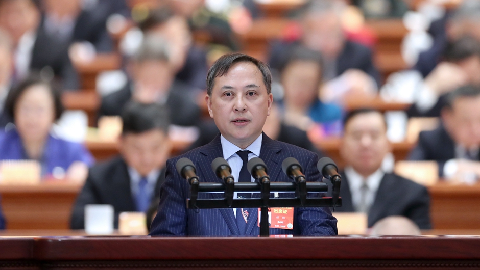 重慶醫(yī)科大學附屬第二醫(yī)院院長，重慶黨外知識分子聯(lián)誼會副會長 任紅