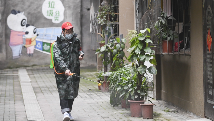 辛識(shí)平：致敬！按下&ldquo;快進(jìn)鍵&rdquo;的平凡英雄