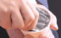 味同嚼鐵？ 日本&ldquo;鐵味&rdquo;冰淇淋面世