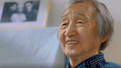 原創(chuàng)MV《多想再牽你手走過花開四季》講述一段動(dòng)人故事&hellip;&hellip;