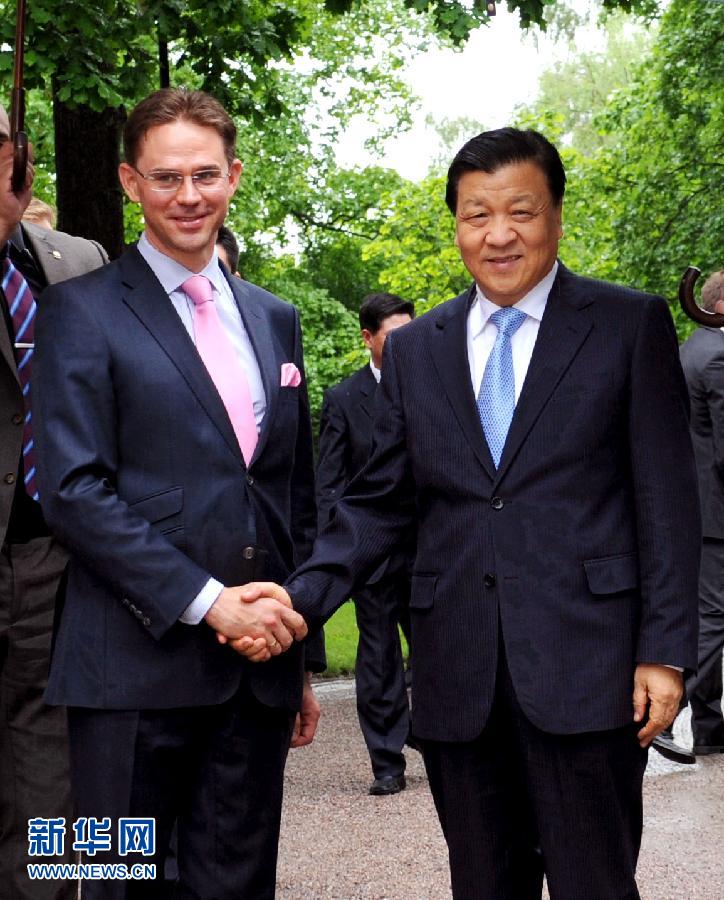 6月12日，中共中央政治局常委、中央書記處書記劉云山在赫爾辛基會見芬蘭總理卡泰寧。 新華社記者饒愛民攝