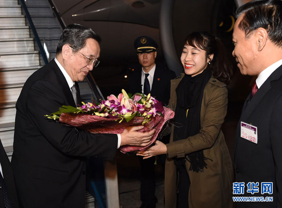 12月25日至27日，中共中央政治局常委、全國政協(xié)主席俞正聲對越南進(jìn)行正式訪問。這是12月25日，俞正聲抵達(dá)河內(nèi)，開始對越南進(jìn)行正式訪問。 新華社記者馬占成攝