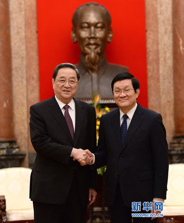 12月25日至27日，中共中央政治局常委、全國政協(xié)主席俞正聲對越南進(jìn)行正式訪問。這是12月26日，俞正聲在河內(nèi)會見越南國家主席張晉創(chuàng)。 新華社記者馬占成攝