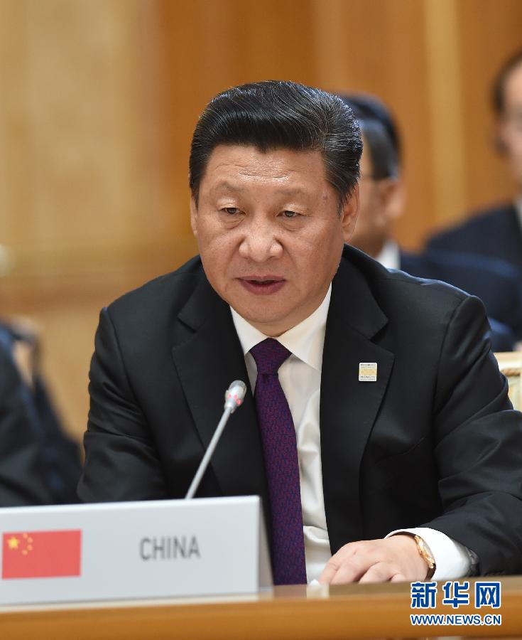 7月9日，金磚國家領(lǐng)導(dǎo)人第七次會晤在俄羅斯烏法舉行。中國國家主席習(xí)近平、俄羅斯總統(tǒng)普京、巴西總統(tǒng)羅塞夫、印度總理莫迪、南非總統(tǒng)祖馬出席。這是習(xí)近平發(fā)表題為《共建伙伴關(guān)系　共創(chuàng)美好未來》的主旨講話。新華社記者 饒愛民 攝 