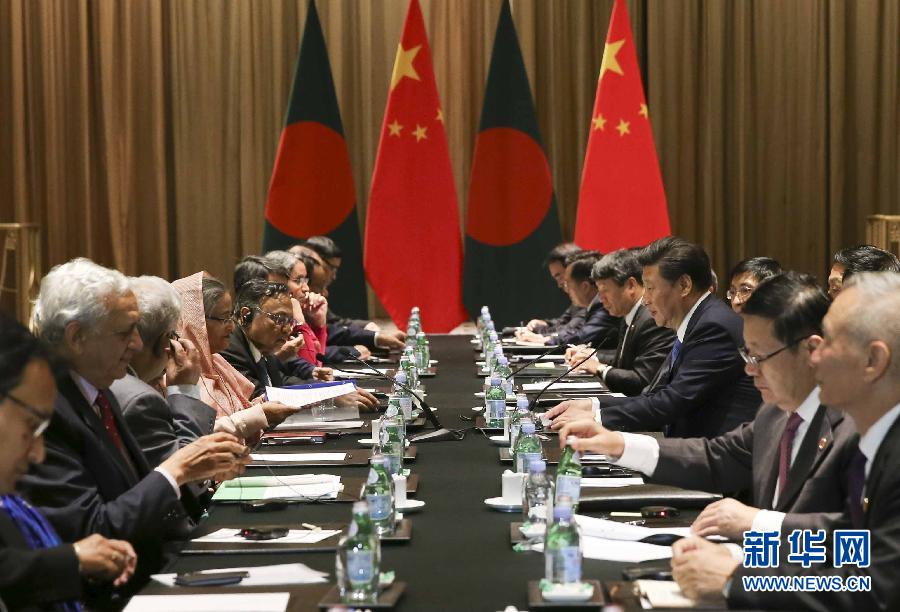 9月26日，國(guó)家主席習(xí)近平在紐約會(huì)見(jiàn)孟加拉國(guó)總理哈西娜。新華社記者蘭紅光攝 