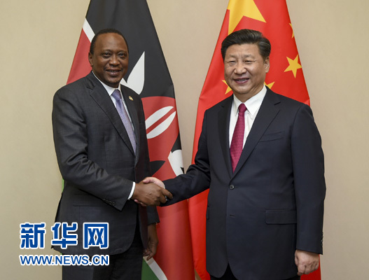 12月3日，國家主席習(xí)近平在約翰內(nèi)斯堡會見肯尼亞總統(tǒng)肯雅塔。新華社記者 謝環(huán)馳 攝
