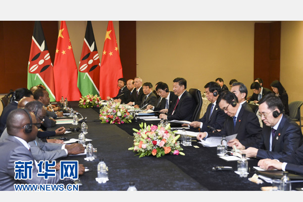 12月3日，國家主席習(xí)近平在約翰內(nèi)斯堡會見肯尼亞總統(tǒng)肯雅塔。新華社記者 謝環(huán)馳 攝