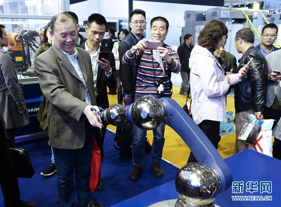 （新華全媒頭條&middot;聚焦進(jìn)口博覽會(huì)&middot;圖文互動(dòng)）（6）在開(kāi)放中匯聚強(qiáng)勁動(dòng)能&mdash;&mdash;從首屆進(jìn)博會(huì)觀察全球創(chuàng)新發(fā)展走向