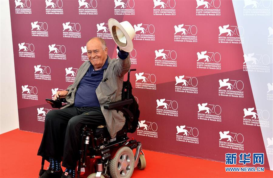 （國際&middot;一周看天下）斯人已逝