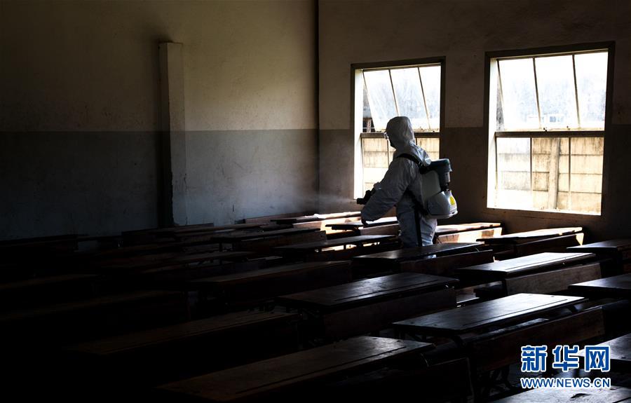 （國際&middot;圖文互動）（3）與時間賽跑&mdash;&mdash;中國救援隊成為莫桑比克災(zāi)后防疫重要力量