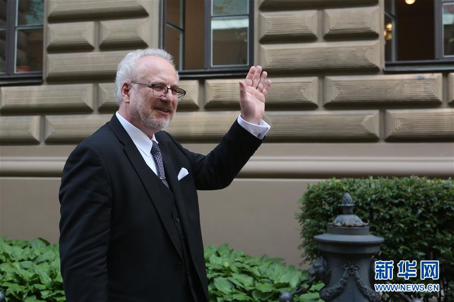 (國際)(4)列維特斯當(dāng)選拉脫維亞新一屆總統(tǒng)