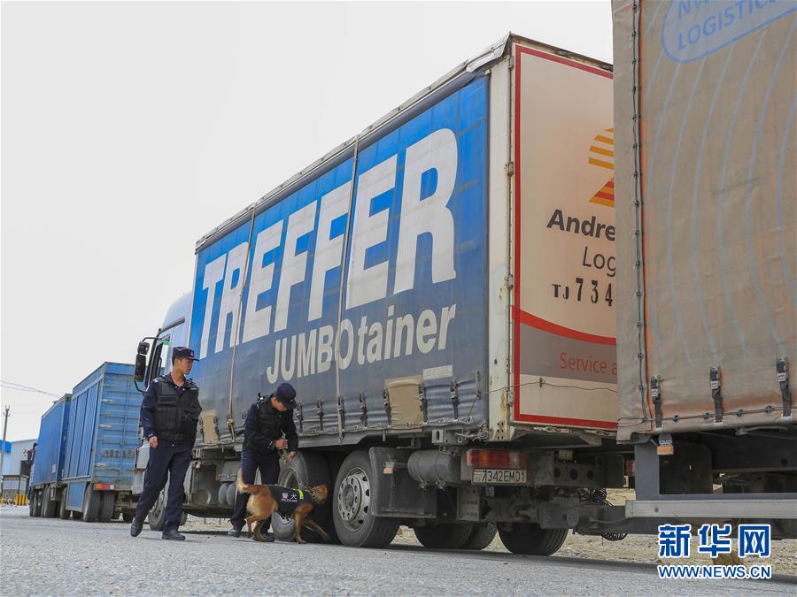 （經(jīng)濟）（4）卡拉蘇口岸：中塔貿易迎&ldquo;春風&rdquo;