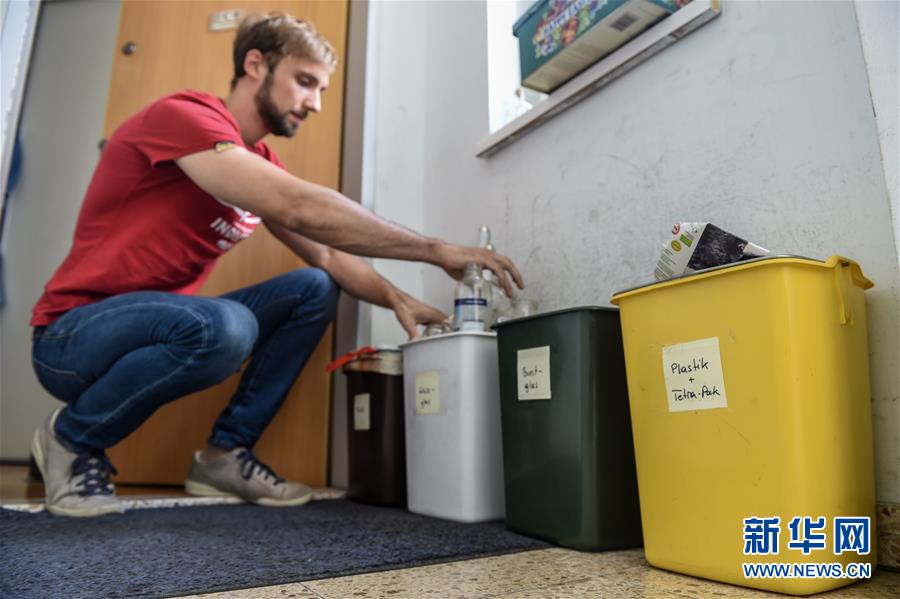 （國(guó)際）（17）在國(guó)外，垃圾如何分類