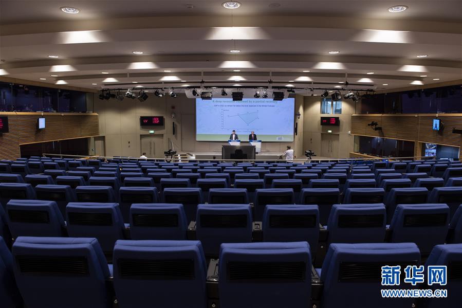 (國(guó)際)(3)歐盟委員會(huì)預(yù)計(jì)歐盟經(jīng)濟(jì)今年萎縮7.5%