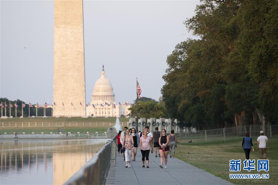 (國(guó)際疫情·XHDW)(3)美國(guó)官方單日新增新冠病例超5.4萬(wàn)例