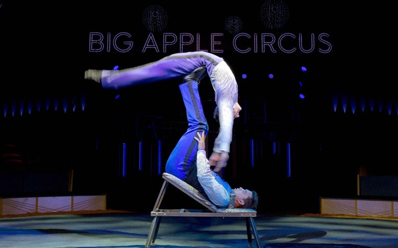 吉尼斯世界紀(jì)錄日：32次！30秒蹬人空翻最多次數(shù)