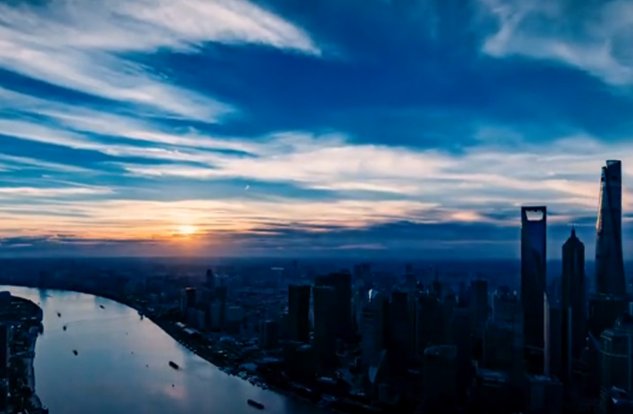 這一刻，瞰上海